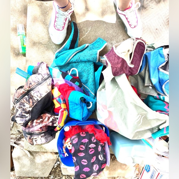 Pet accessories-select 4/$28 with discounted shipping. Build your own package! - Picture 4 of 16